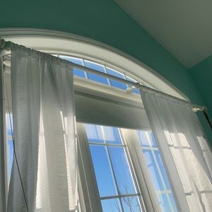 Meet your Posher, Holly